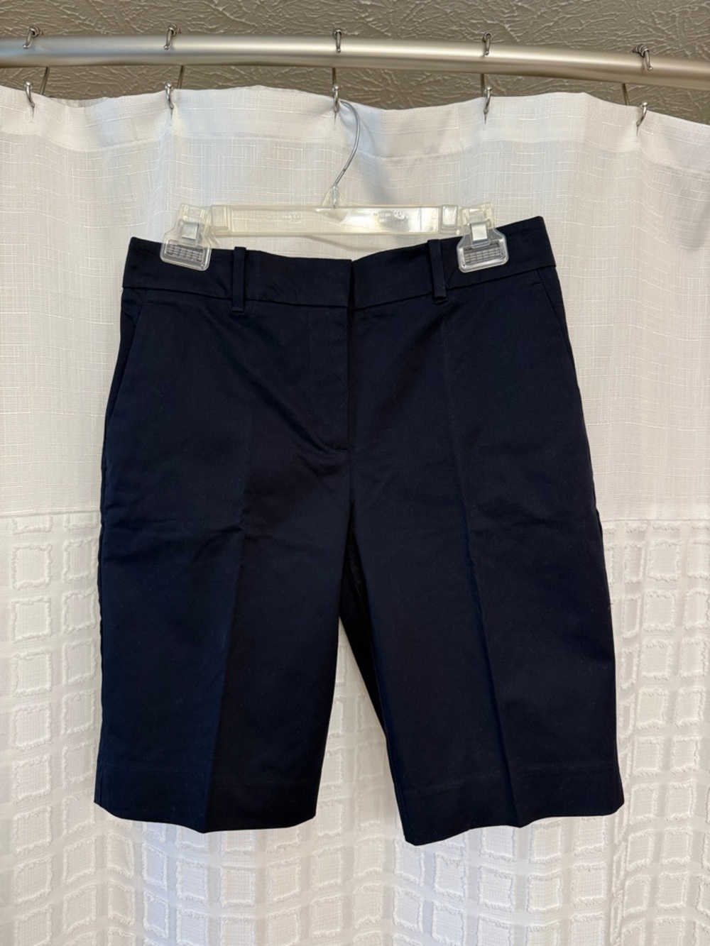 Ann Taylor “The Boardwalk” Classic Women's Navy Bermuda Shorts